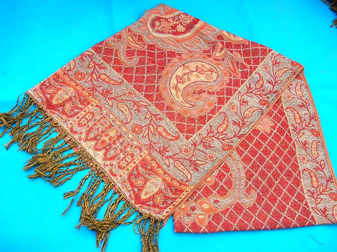 gold-thread-pashmina-shawl-109m