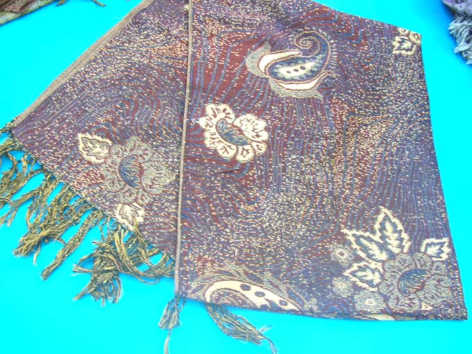 gold-thread-pashmina-shawl-133ac