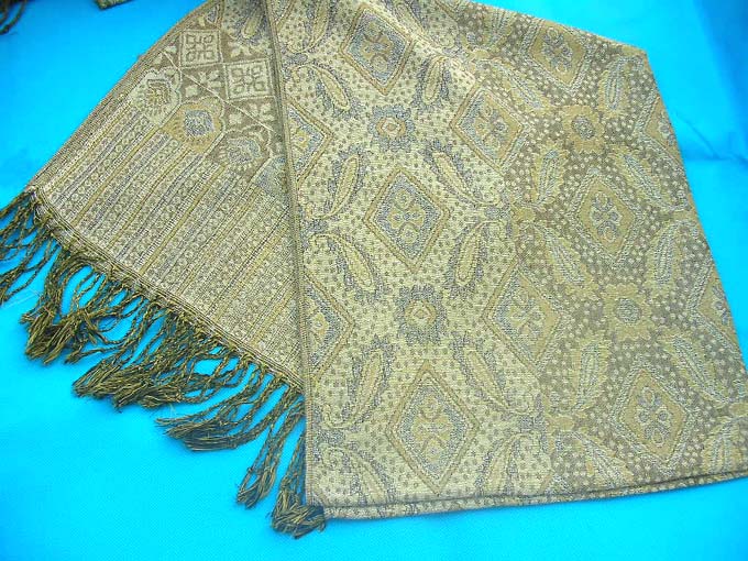 gold-thread-pashmina-shawl-133ae