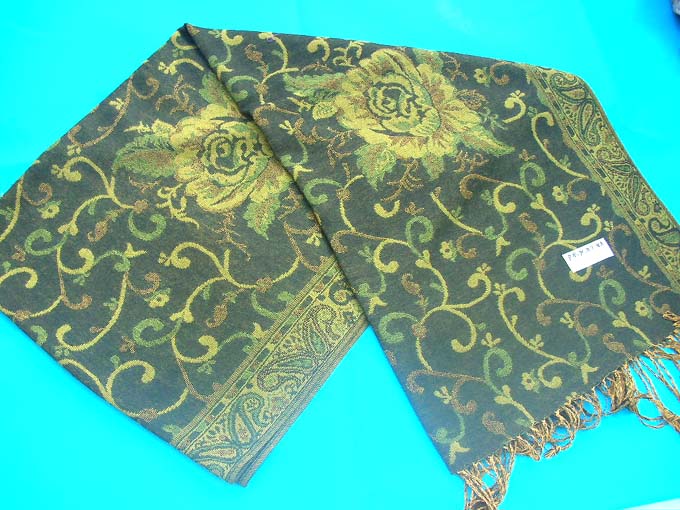 gold-thread-pashmina-shawl-133g