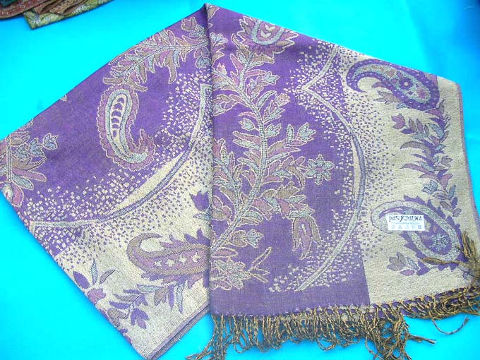 gold-thread-pashmina-shawl-133y