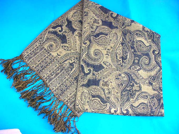gold-thread-pashmina-shawls-102a