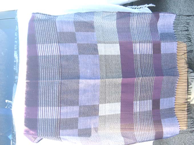 grid-design-pashmina-shawls-361d