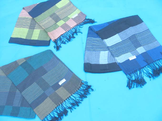 grid-design-pashmina-shawls-361e