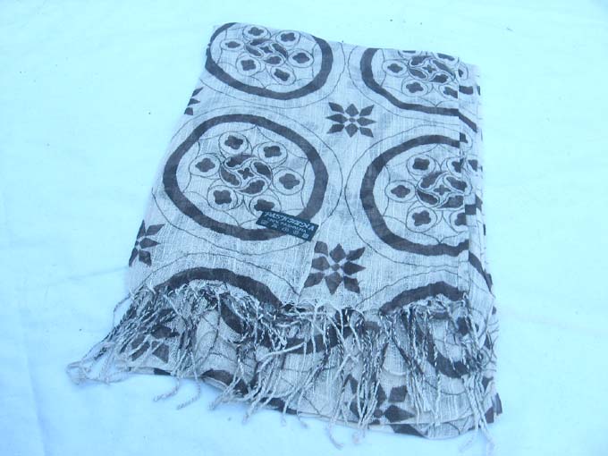 light-thin-pashmina-circles-379a