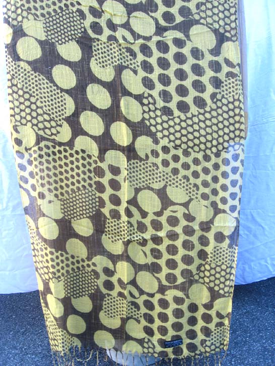 light-thin-pashmina-large-dots-370d