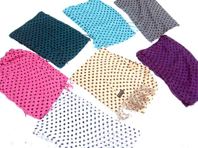 light-thin-pashmina-small-dots-380c