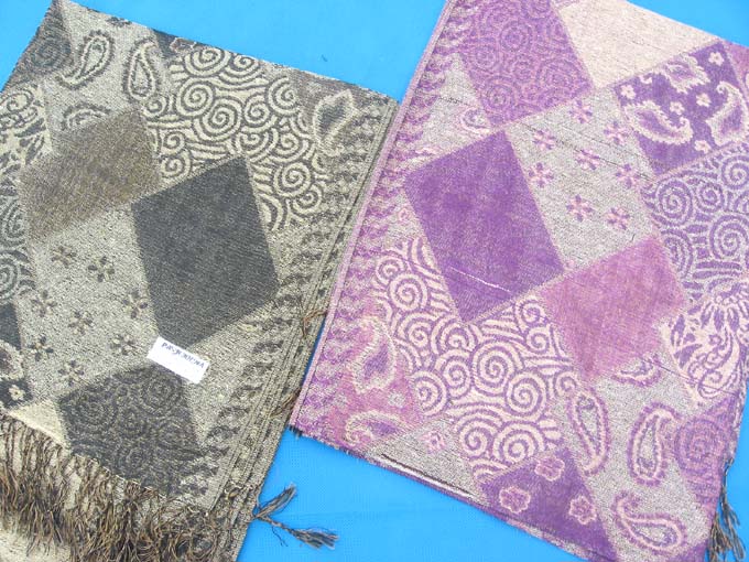 silk-pashmina-paisley-geometric-316c