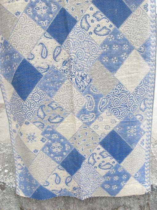 silk-pashmina-paisley-geometric-316g