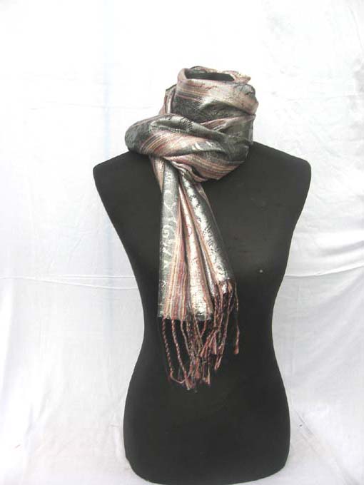 silver-metallic-sparkling-shawls-332f
