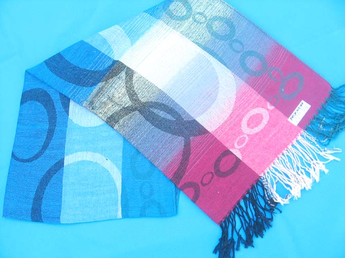 striking-strips-o-design-shawls-360a