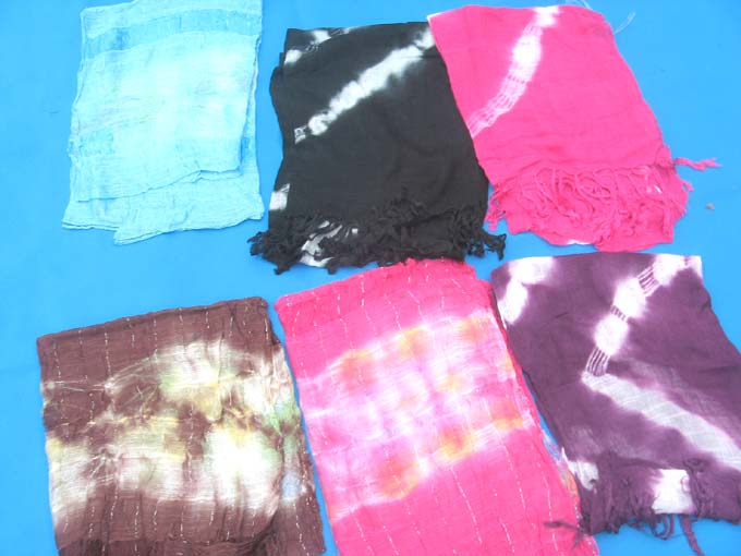 thin-light-tie-dye-scarves-336b