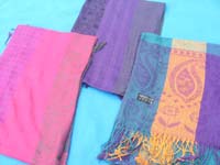 batik-strip-design-pashmina-320c