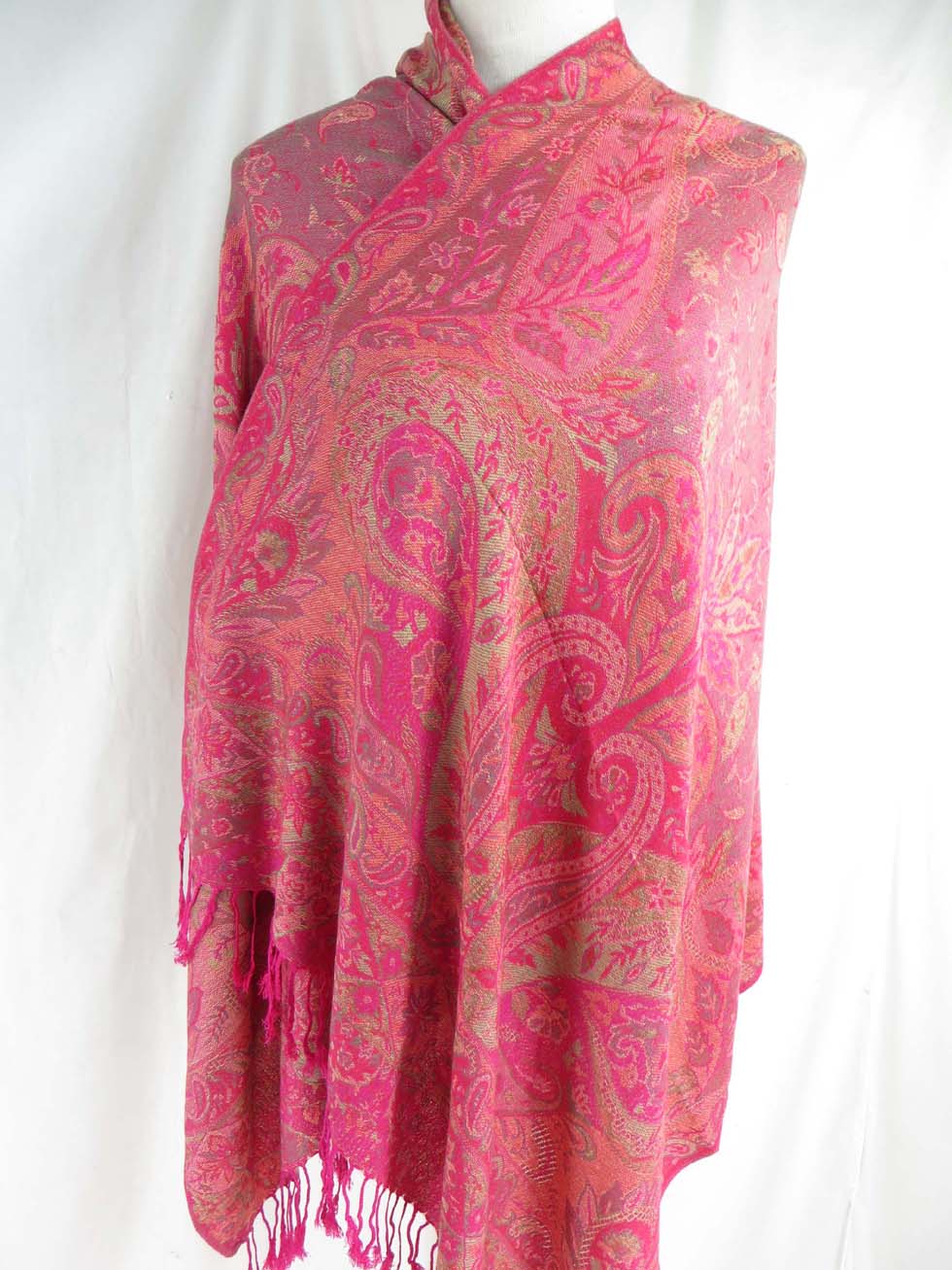 pashmina23db7yu