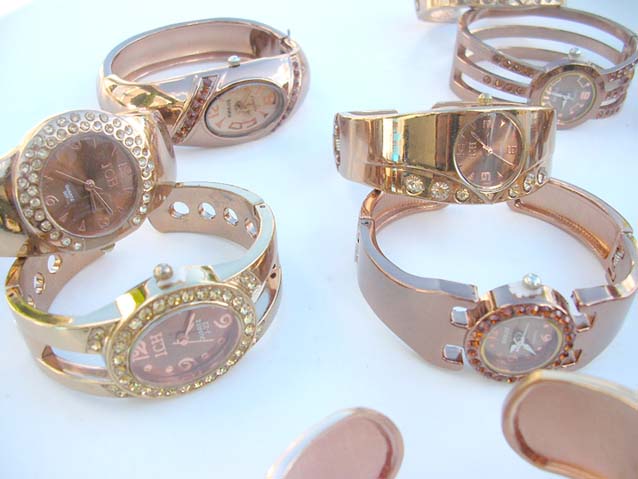 bangle-bronze-watchm