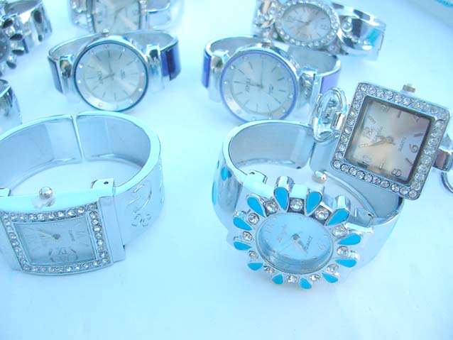 cz-bangle-watchm
