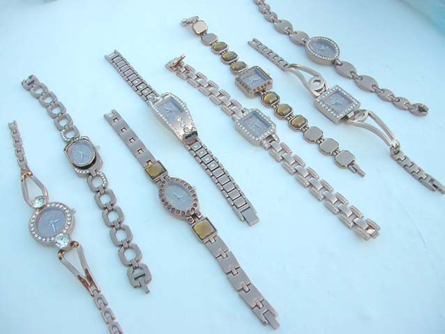 rose-bronze-watch