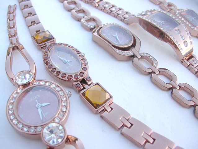 rose-bronze-watchm2