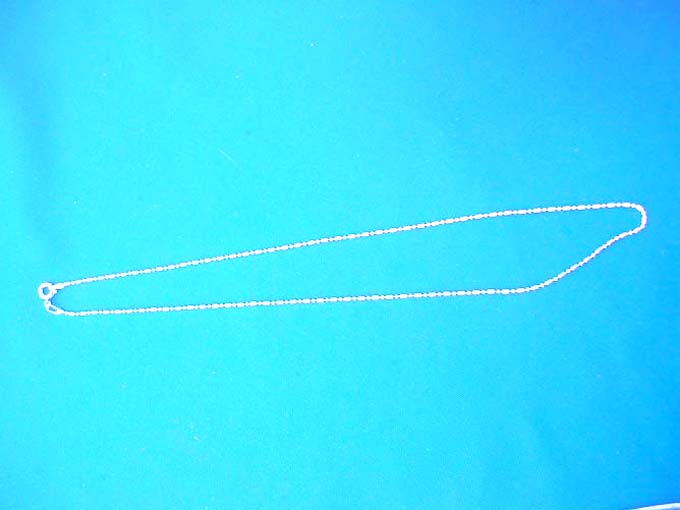 silver-necklace-01