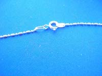 silver-necklace-01m