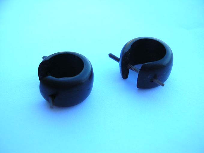horn-earring-1104