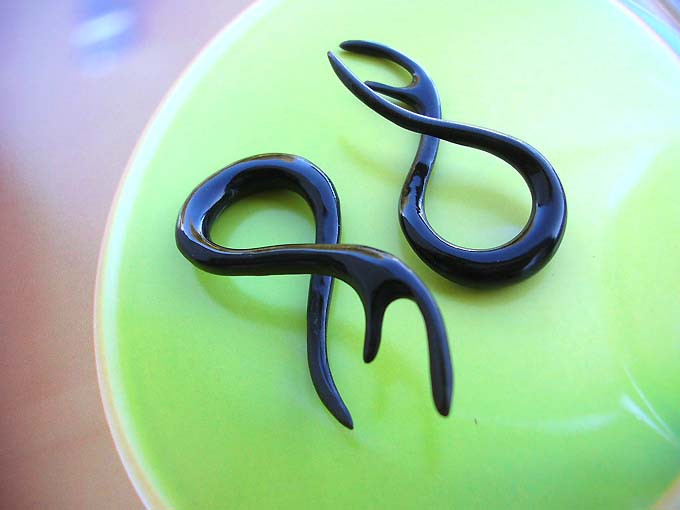 horn-earring-1112