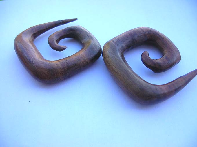 wooden-earring-1303