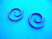 Snail shape horn earring