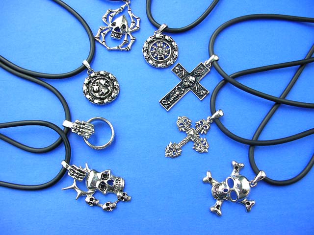 gothic-pendant-necklaces-30c
