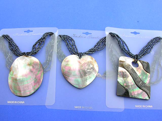 large-shell-necklaces-82c