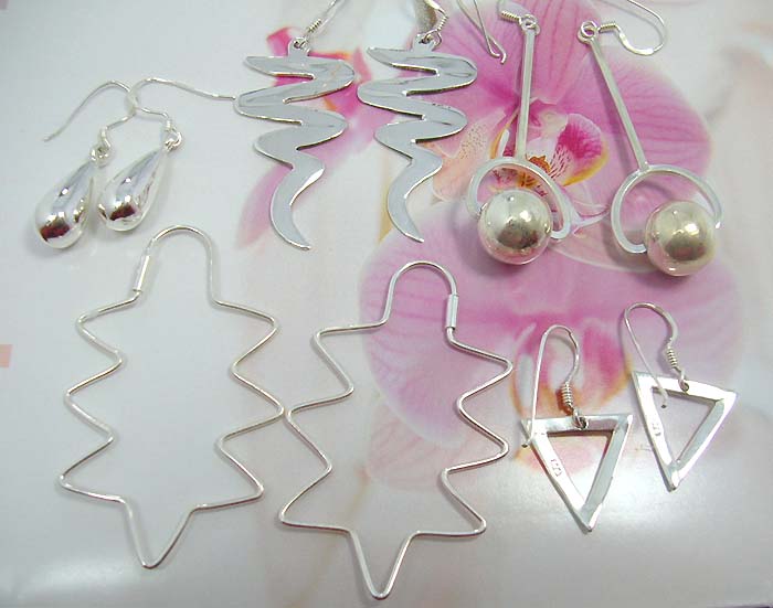 Gift wear shopping wholesale store - Dangling decorative silver earrings