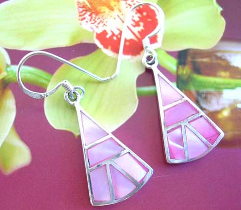 Geometric shaped, pink mother of seashell inlaid in 925. sterling silver fish hook earring in triangular design - Shopping export wholesaler