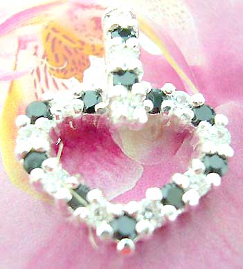  Pendant wholesale jewelry boutique - Clear and black cz gemstone inlaid in lovers heart theme 925. sterling silver necklace charm     