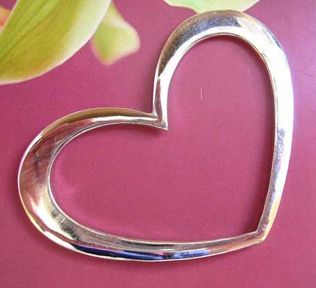  Wholesale Classic cut out heart theme sterling silver pendant outlet distribution     