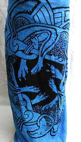 A flower Celtic knot with decor each side          