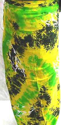 Assorted floral pattern in different color, randomly pick          