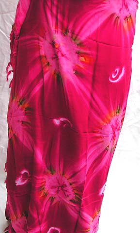 Square pattern connected with sun and swirl pattern design in pink color         