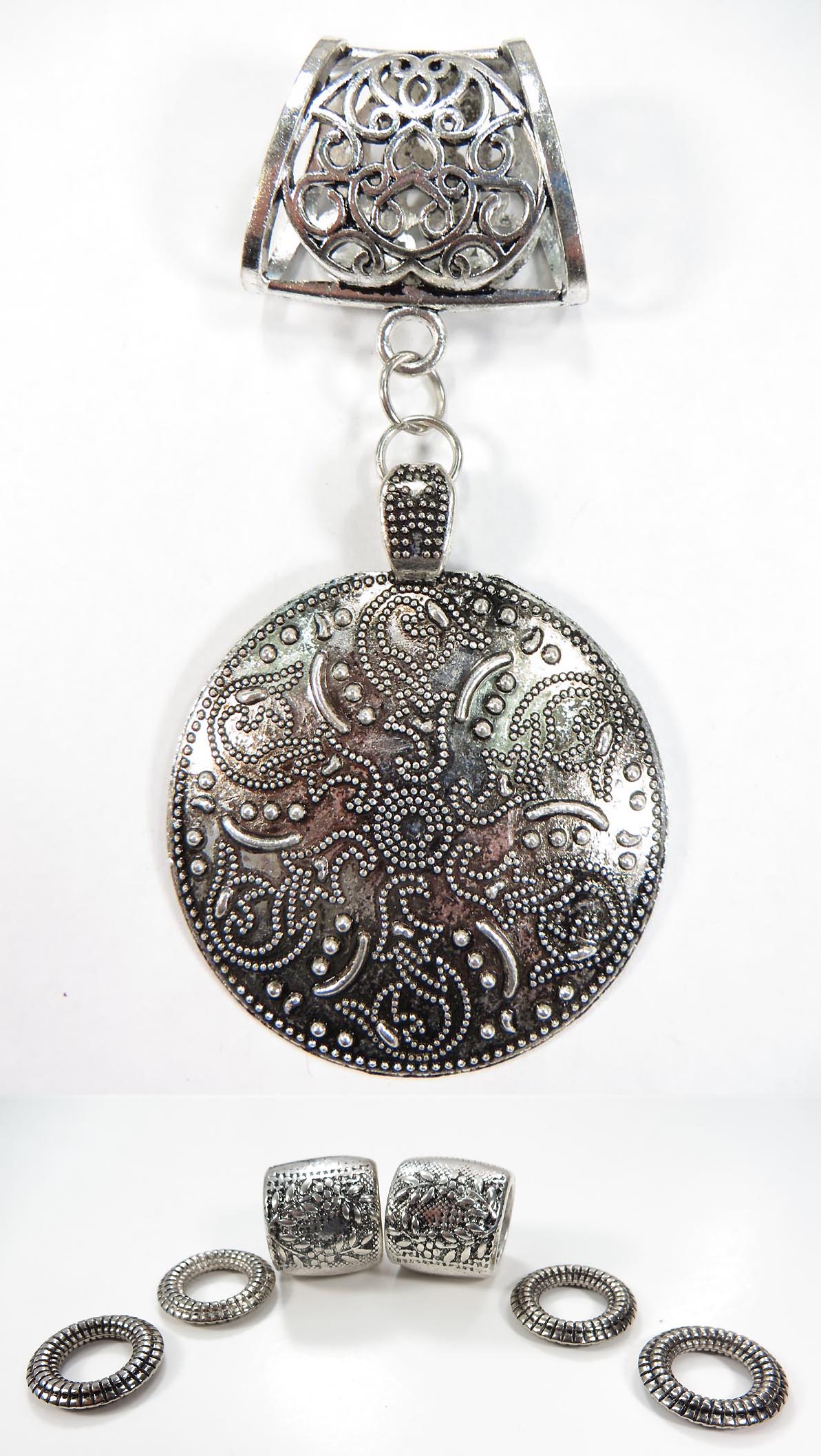 2b2pendant1-06a