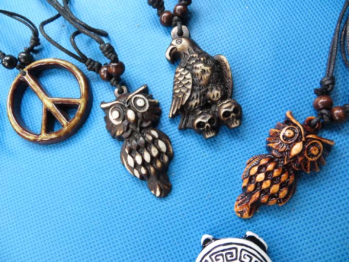 costume-jewelry-necklace-1c