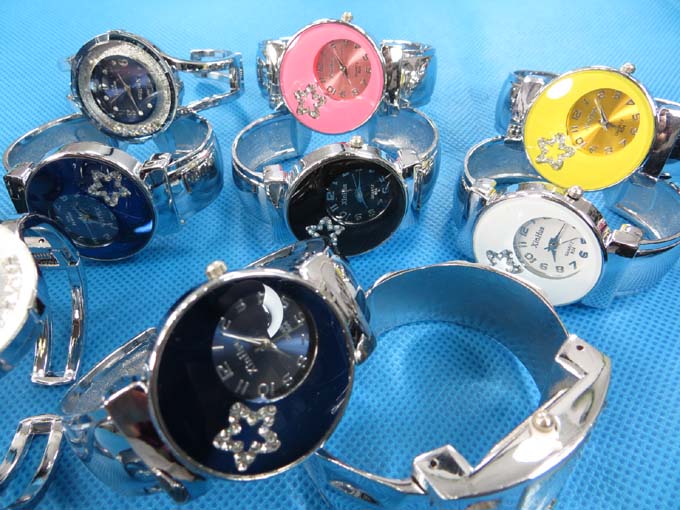 fashion-bangle-watch-2c