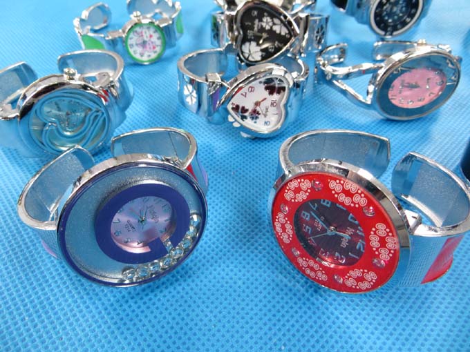 fashion-bangle-watch-3b