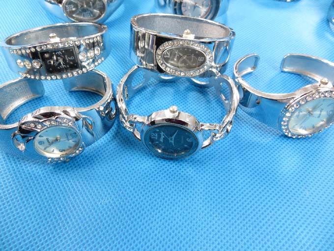 fashion-bangle-watch-5d