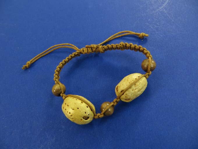 hemp-bracelet-3