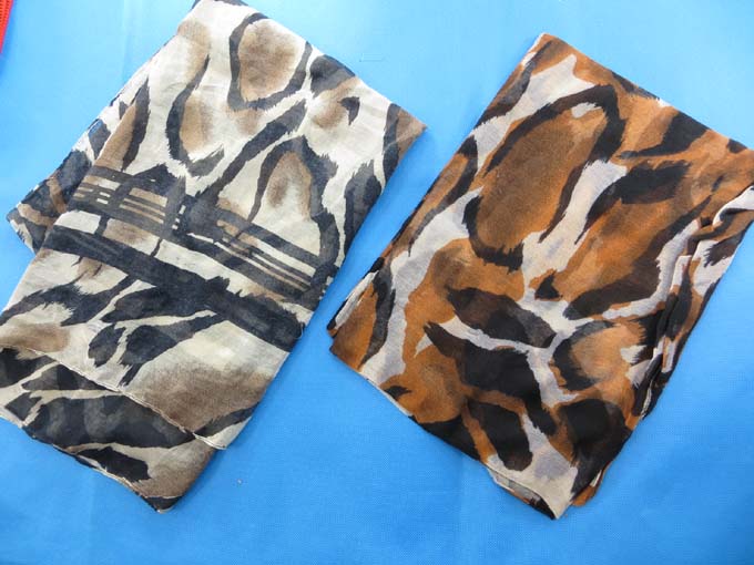 light-shawl-sarong-56b