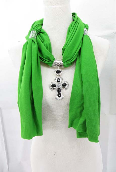 necklace-scarf-13f