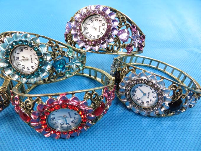 rhinestone-retro-bangle-watches-6d