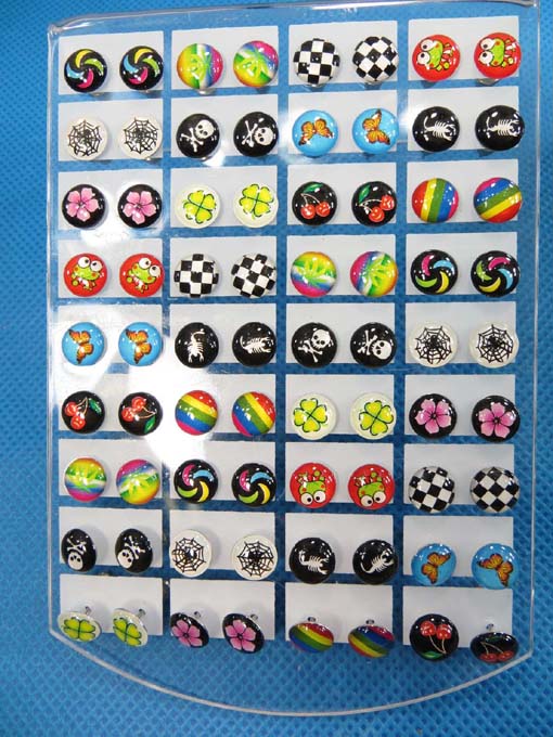 stainless-steel-logo-ear-studs-1d