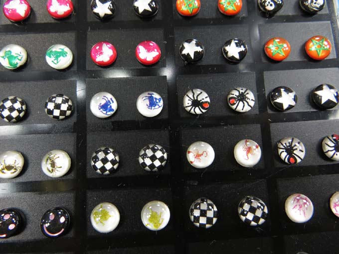 stainless-steel-logo-ear-studs-1h