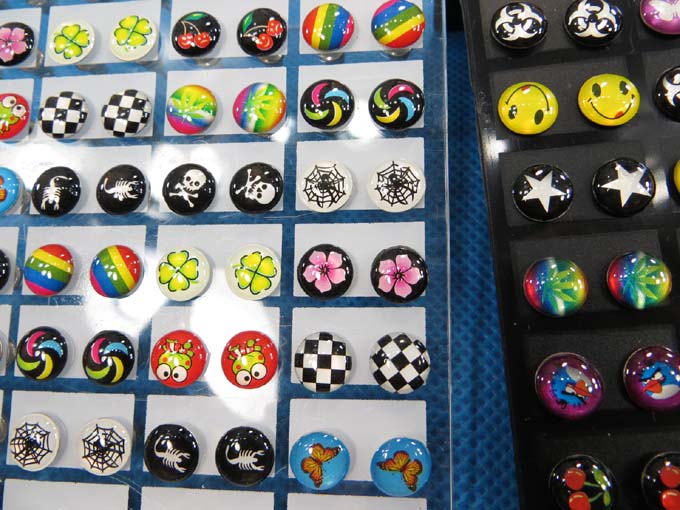 stainless-steel-logo-ear-studs-1i