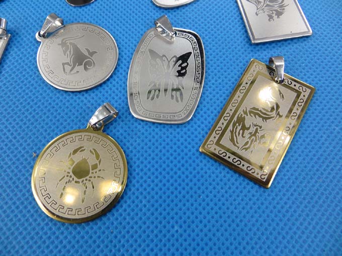 stainless-steel-pendants-1d